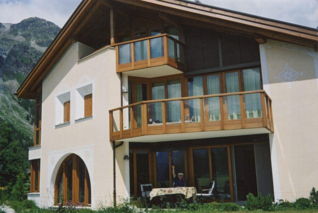 Дом Рудольфа и Елены Баршай в Sils Maria в Энгадине, Швейцария в 2000–2006 гг. В этом доме   Рудольф Баршай заканчивал свою версию реконструкции Симфонии Малера №10