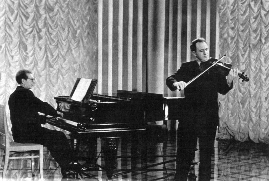 Vladimir Shreibmann (piano), Rudolf Barshai (viola)
